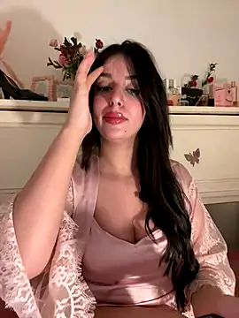 Hot malak online show from December 5, 2024, 6:49 pm