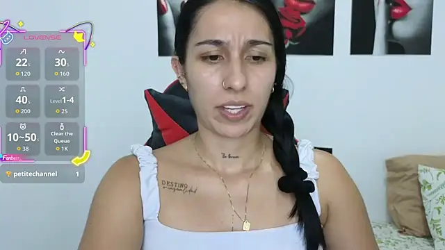 Snapshot of tammyandrade_ chatting on May 28, 2026, 12:18 am tammyandrade online show from May 28, 2026, 12:18 am