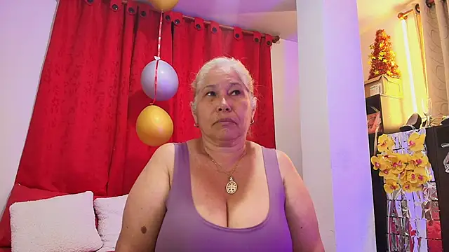 Snapshot of girl_amada chatting on February 16, 2026, 7:34 pm girl amada online show from February 16, 2026, 7:34 pm