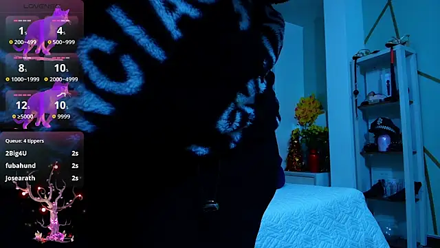 Snapshot of girl_amada chatting on October 19, 2025, 10:18 am girl amada online show from October 19, 2025, 10:18 am