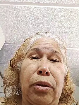 Snapshot of girl_amada chatting on November 29, 2025, 4:18 pm girl amada online show from November 29, 2025, 4:18 pm