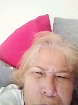 Snapshot of girl_amada chatting on November 11, 2025, 1:28 pm girl amada online show from November 11, 2025, 1:28 pm