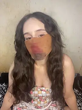 Snapshot of Chahrazad66 chatting on March 12, 2026, 2:28 am Chahrazad66 online show from March 12, 2026, 2:28 am