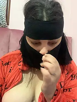 Snapshot of Miss-Soka chatting on January 19, 2025, 7:36 am Miss-Soka online show from January 19, 2025, 7:36 am