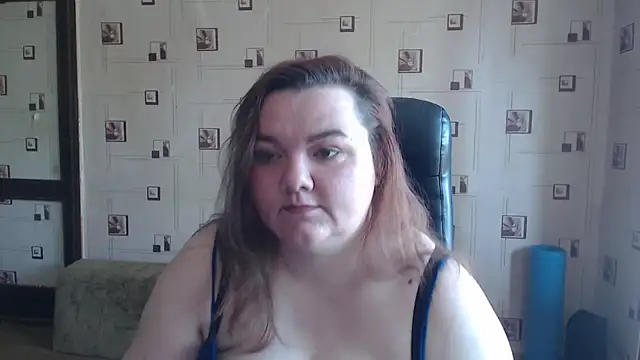 Snapshot of TasyaBigTTs chatting on May 13, 2026, 4:52 am TasyaBigTTs online show from May 13, 2026, 4:52 am