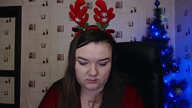 Snapshot of TasyaBigTTs chatting on December 28, 2024, 5:46 pm TasyaBigTTs online show from December 28, 2024, 5:46 pm