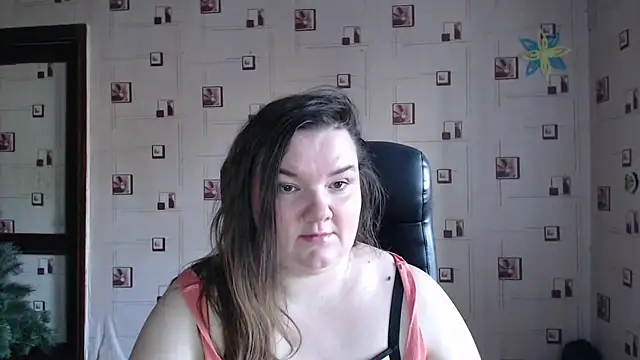 Snapshot of TasyaBigTTs chatting on January 22, 2025, 12:27 pm TasyaBigTTs online show from January 22, 2025, 12:27 pm