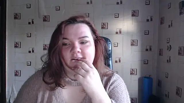 Snapshot of TasyaBigTTs chatting on April 26, 2026, 3:15 am TasyaBigTTs online show from April 26, 2026, 3:15 am
