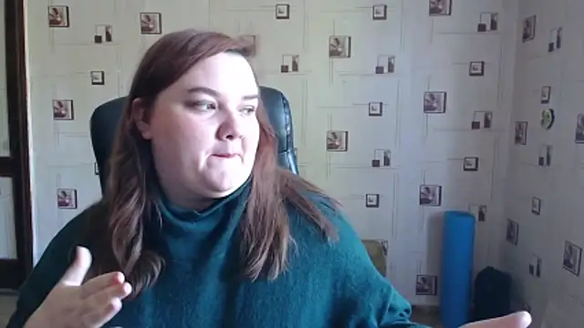 Snapshot of TasyaBigTTs chatting on May 3, 2026, 9:36 am TasyaBigTTs online show from May 3, 2026, 9:36 am