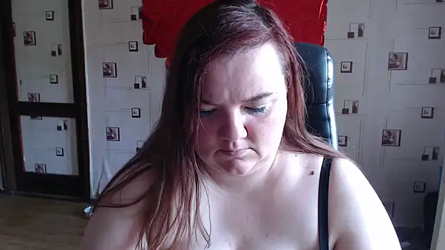 Snapshot of TasyaBigTTs chatting on September 10, 2025, 10:25 am TasyaBigTTs online show from September 10, 2025, 10:25 am