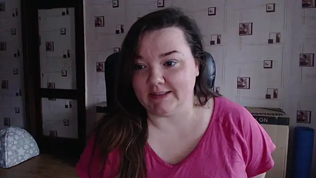 Snapshot of TasyaBigTTs chatting on December 7, 2024, 12:07 pm TasyaBigTTs online show from December 7, 2024, 12:07 pm