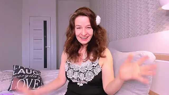 Clear Angel online show from April 3, 2026, 3:57 am