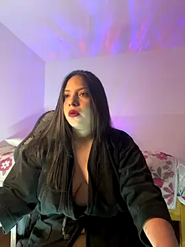 emiily15   online show from September 12, 2025, 12:33 am