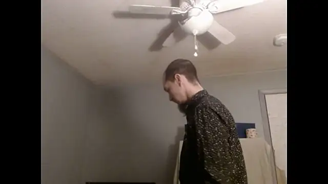 VanceFontaine online show from December 20, 2025, 4:48 am