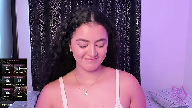 Snapshot of Adhara-zanne chatting on March 5, 2025, 6:23 pm Adhara-zanne online show from March 5, 2025, 6:23 pm