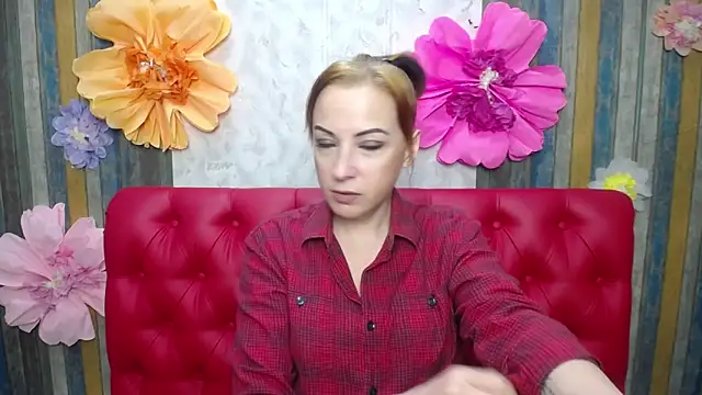 Snapshot of ElizabethSho chatting on April 30, 2026, 5:09 pm ElizabethSho online show from April 30, 2026, 5:09 pm