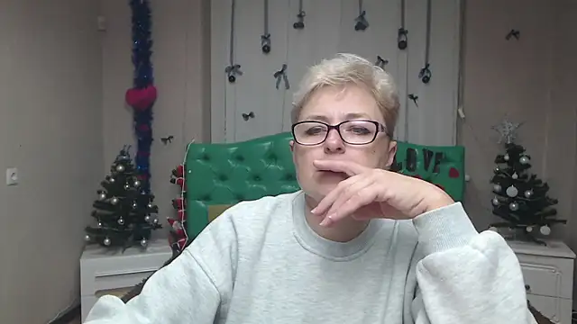 EmiliaGree online show from January 9, 2026, 6:04 pm