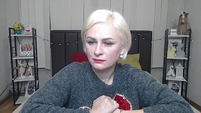 Snapshot of OliviaHorst chatting on October 14, 2025, 5:30 am OliviaHorst online show from October 14, 2025, 5:30 am