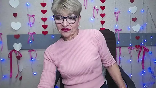 EllaBonito online show from February 2, 2025, 3:39 pm