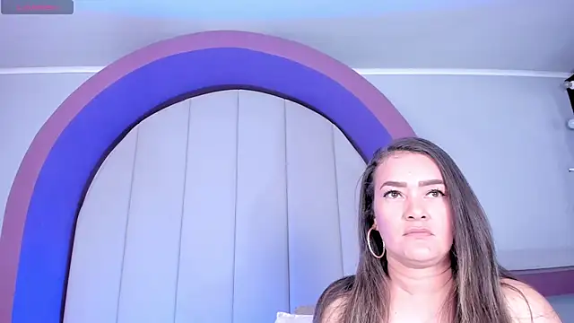 celestelewis online show from October 11, 2025, 7:37 pm