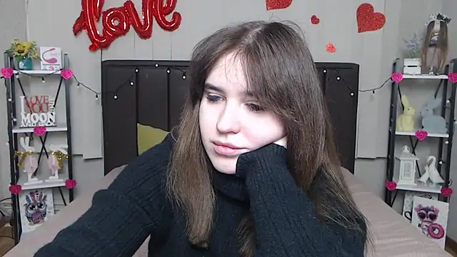 LauraHlot online show from February 24, 2025, 3:33 am