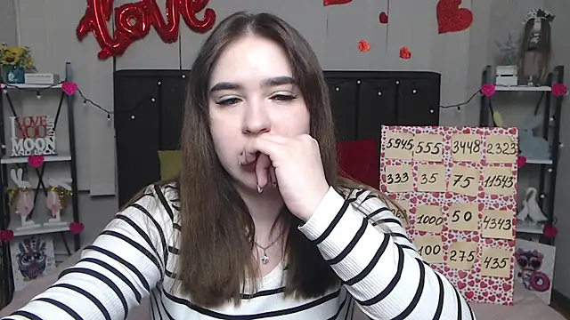 LauraHlot online show from March 13, 2025, 9:37 pm