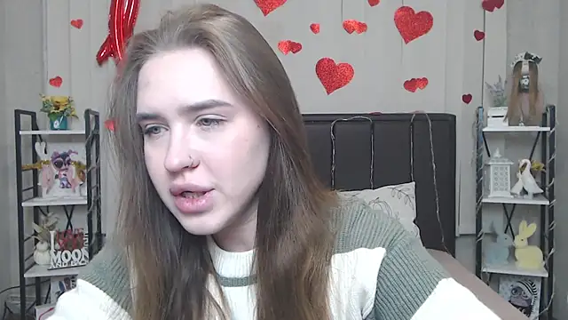 LauraHlot online show from February 5, 2026, 8:26 pm