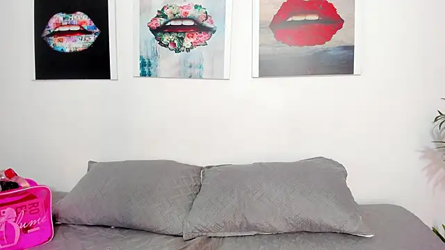 Snapshot of Sofia__rivera chatting on January 28, 2025, 8:15 pm Sofia rivera online show from January 28, 2025, 8:15 pm