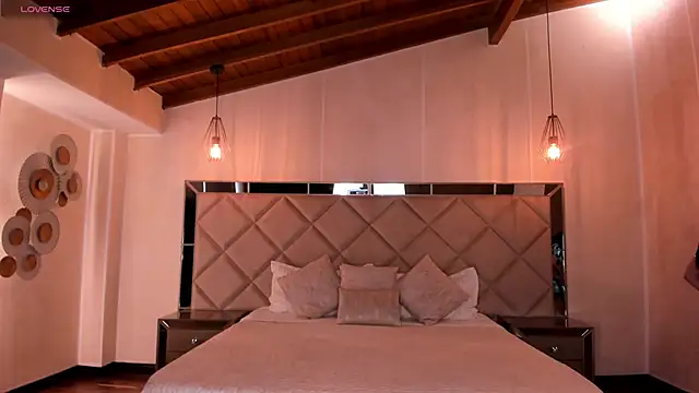 ValeriaVelvet online show from October 31, 2025, 12:13 pm