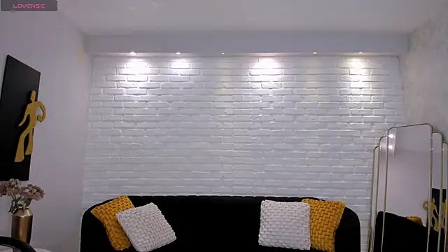 ValeriaVelvet online show from November 14, 2025, 12:09 pm