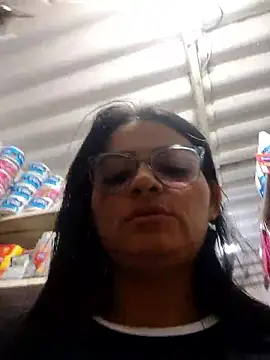 Linda Lars online show from November 29, 2025, 1:50 am