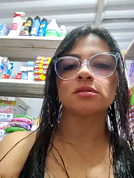 Linda Lars online show from December 22, 2025, 3:06 am