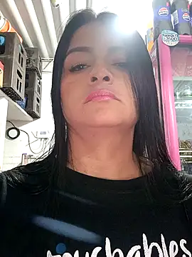 Linda Lars online show from October 11, 2025, 2:12 am