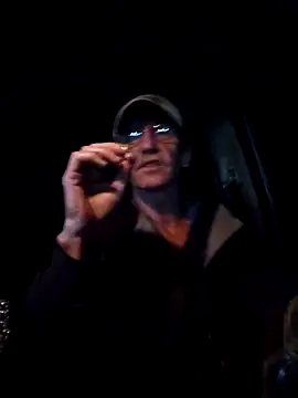 Snapshot of coolbrease10 chatting on March 16, 2026, 1:13 am coolbrease10 online show from March 16, 2026, 1:13 am