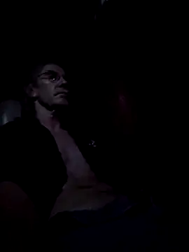 Snapshot of coolbrease10 chatting on November 29, 2025, 12:44 am coolbrease10 online show from November 29, 2025, 12:44 am