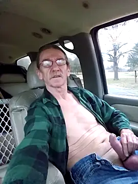 Snapshot of coolbrease10 chatting on February 14, 2026, 1:33 pm coolbrease10 online show from February 14, 2026, 1:33 pm