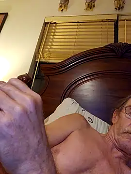 coolbrease10 online show from October 22, 2025, 3:39 am