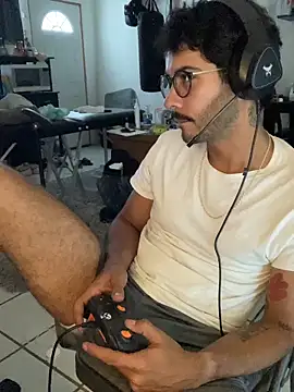 CrazyApachw online show from April 28, 2026, 11:53 pm