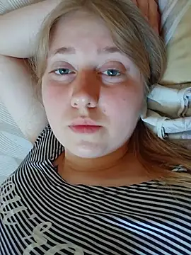 Snapshot of AnastasiaSky19 chatting on May 24, 2026, 6:35 am AnastasiaSky19 online show from May 24, 2026, 6:35 am