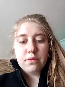 AnastasiaSky19 online show from April 7, 2026, 9:11 am