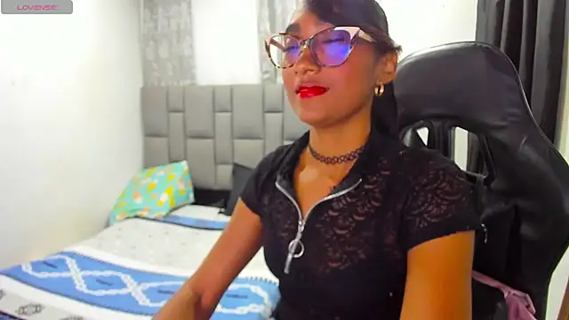 MurphyAngelina online show from June 5, 2026, 2:05 am