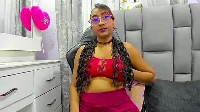 MurphyAngelina online show from November 2, 2025, 3:22 am