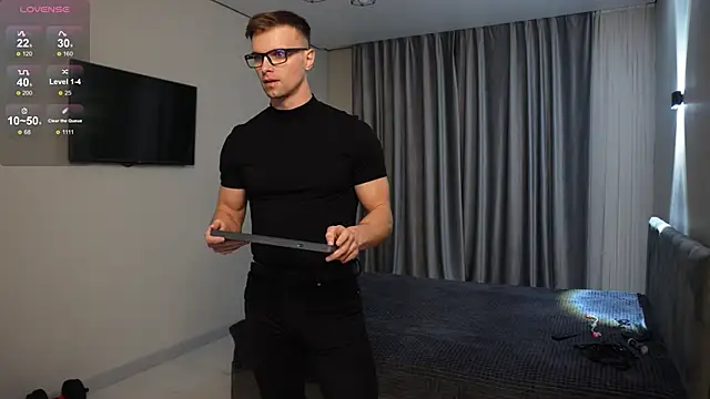 Snapshot of Nik_Sharp chatting on December 16, 2025, 4:00 pm Nik Sharp online show from December 16, 2025, 4:00 pm