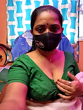 Snapshot of nisha_baby2 chatting on April 3, 2026, 7:48 am nisha baby2 online show from April 3, 2026, 7:48 am