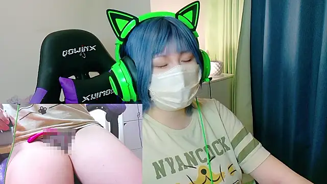 Snapshot of hazuki_8008 chatting on October 16, 2025, 4:54 am hazuki 8008 online show from October 16, 2025, 4:54 am