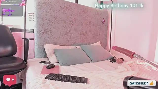 JESSI NAOMI online show from July 27, 2026, 2:24 pm