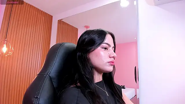 ariel jonees online show from February 18, 2025, 4:25 pm