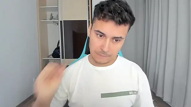 MatMalonne online show from November 20, 2025, 1:45 pm