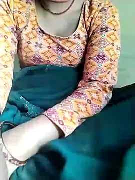 Snapshot of Cutkajal chatting on February 10, 2025, 7:36 am Cutkajal online show from February 10, 2025, 7:36 am