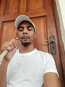 29YOURZ 28  online show from November 14, 2025, 11:25 am